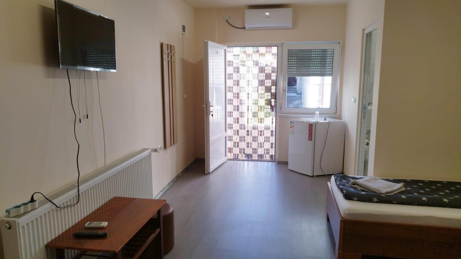 Hofmann Hostel Arad